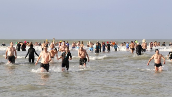 Bain du Jour de l'An : découvrez tous les rendez-vous sur la Côte d'Opale