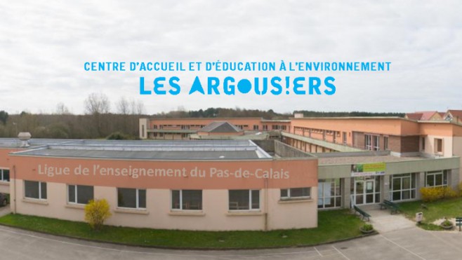 Les migrants accueillis à Merlimont repartent déjà à pied vers Calais