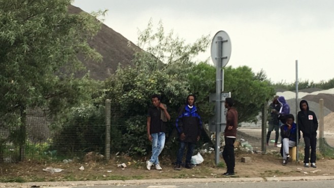 Calais : de nouveaux barrages érigés par des migrants cette nuit sur la rocade