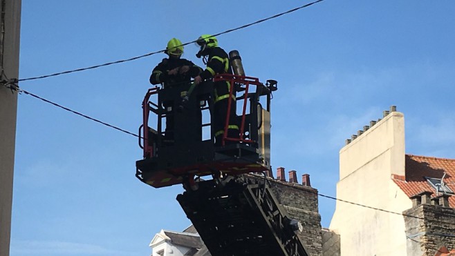 A Sainte-Marie-Kerque, une maison s'est totalement embrasée.
