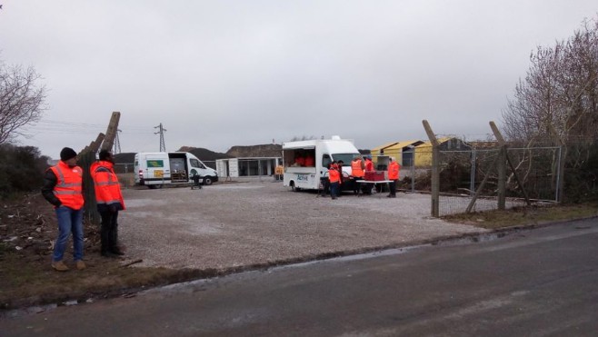 L’Auberge des migrants dresse un premier bilan de la distribution des repas par l’Etat