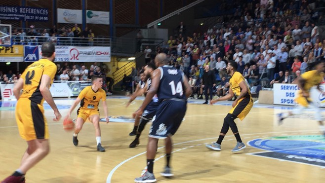 Basket : Boulogne prend sa revanche sur Chartres 85 à 83 !