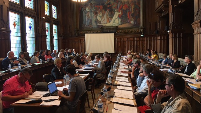 Débats animés autour du projet Leclerc au conseil municipal de Calais
