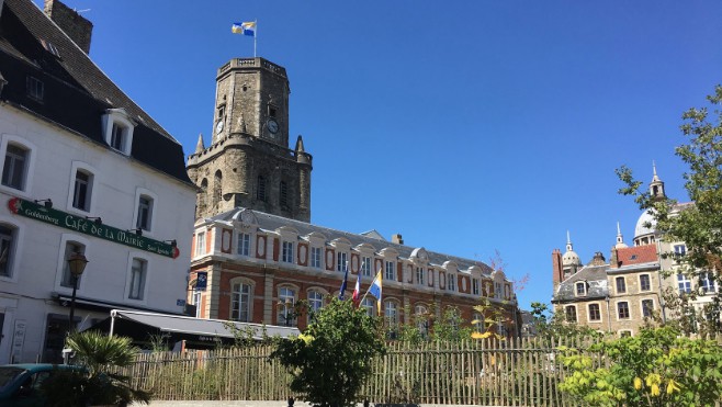 Balade dans la vieille-ville de Boulogne sur mer.