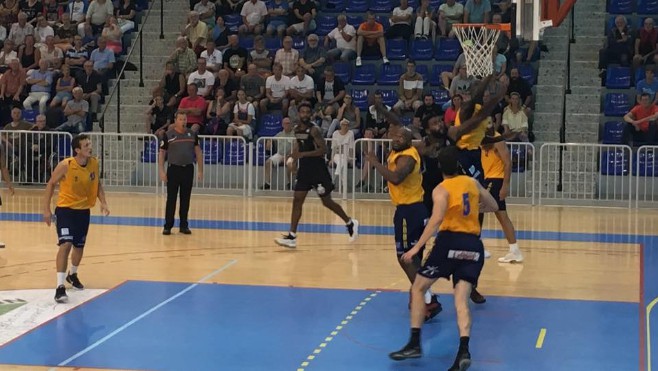 Basket (N2) : l'ABBR reprend le championnat avec une nouvelle équipe et un nouveau coach