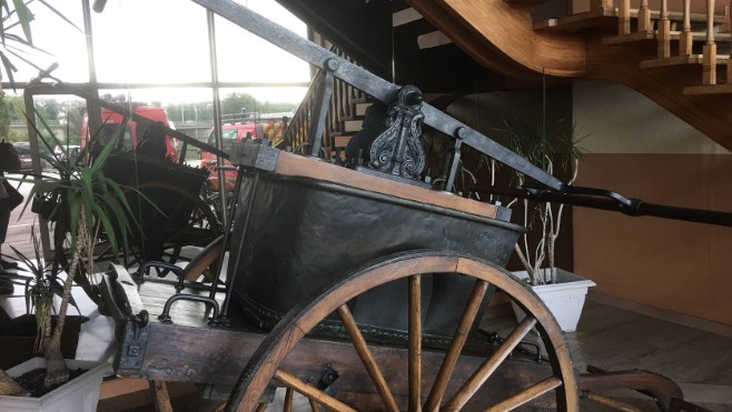 Patrimoine : une pompe à bras de 1850 chez les pompiers de Boulogne sur mer !