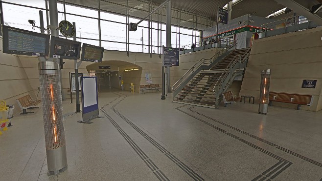 Intervention pour un colis suspect en gare de Calais-Frethun