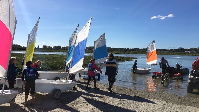 Etaples: les élèves de CM1 s'initient chaque année à la voile