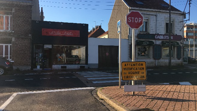 Calais: les panneaux STOP sont installés rue Mollien