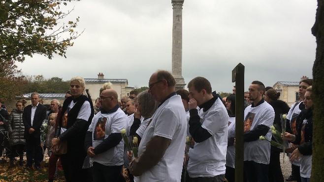 Boulogne : 150 personnes pour la marche blanche en hommage à Sébastien Pierru