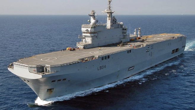 Dunkerque : un hélicoptère s'écrase sur un navire de la Marine Nationale