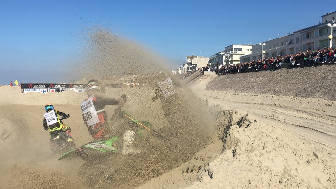 Berck: des milliers de spectateurs au Beach Cross pour la victoire de Yentel Martens