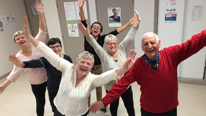 Berck: le yoga du rire a investi la maison des aidants