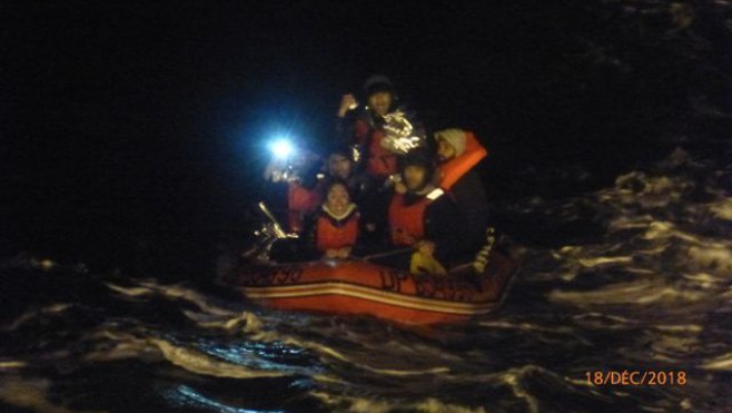 9 migrants secourus au large de Oye-plage...