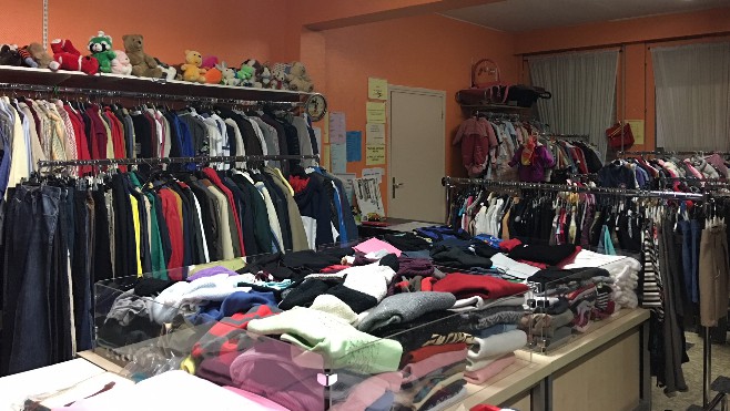 Donnez une seconde vie à vos vêtements grâce à la Croix-Rouge à Calais