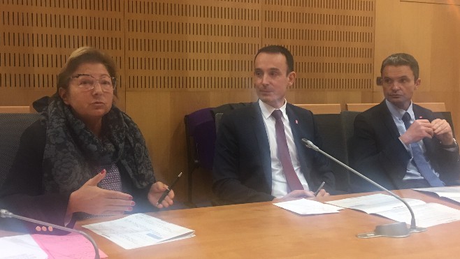 Natacha Bouchart furieuse contre la SNCF qui diminue de moitié les allers et retours directs entre Calais et Paris