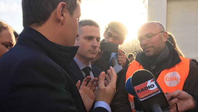 Le ministre Gérald Darmanin a tenté de rassurer les professionnels avant le Brexit...