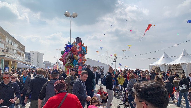 Foule des grands jours samedi et pluie dimanche pour ce 1er week-end des Cerfs Volants