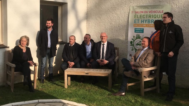 50 véhicules électriques et hybrides stationnent à Hardelot ce week-end !