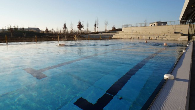 La piscine patinoire Hélicéa a 10 ans et rêve d’un bassin extérieur !