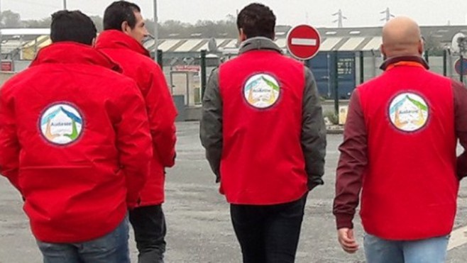 Calais : arrivée d'une marche solidaire des migrants