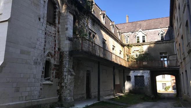 Neuville-sous-Montreuil : un appel aux dons pour rénover la Chartreuse
