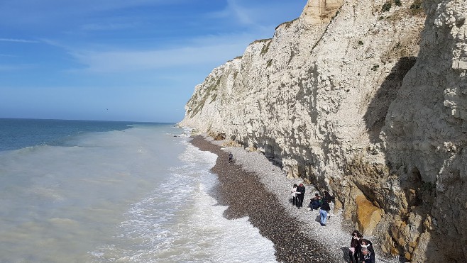 Le corps d'une femme retrouvée sur la plage d'Escalles