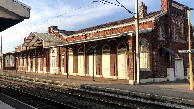 Une personne percutée mortellement par un train à Bergues