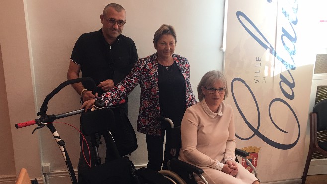 La ville de Calais se dote d’un fauteuil handicapé spécialement adapté pour les courses et marathons