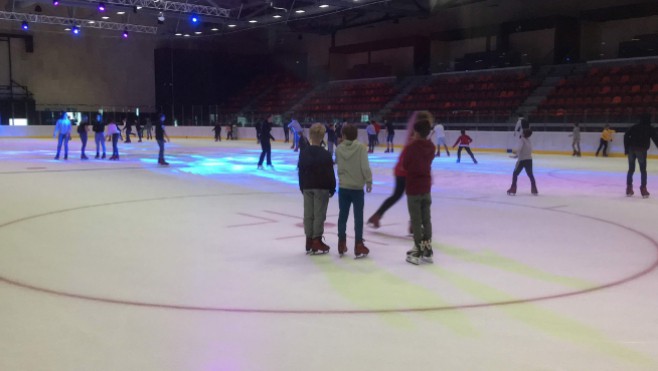 Ca glisse à la patinoire Michel Raffoux à Dunkerque !