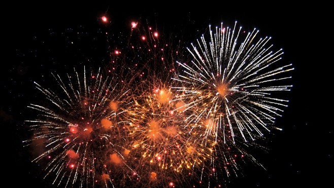 Panorama des feux d’artifice du 15 août sur la Côte d’Opale et la Côte Picarde