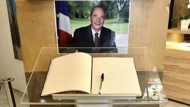 La ville de Calais rend hommage à Jacques Chirac
