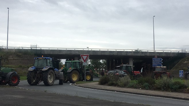 Forte mobilisation des agriculteurs dans le Calaisis