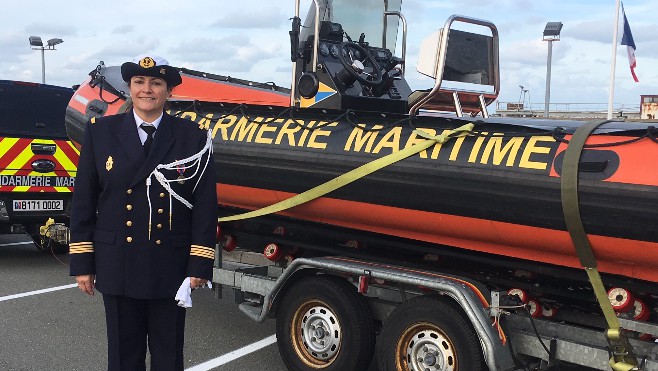 Nathalie Duret, nouveau Chef d’Escadron, commandant de compagnie à la Gendarmerie Maritime de Calais