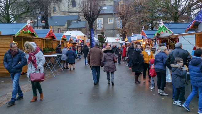 Boulogne sur mer : le village de Noël et son marché se déroulent ce week-end.