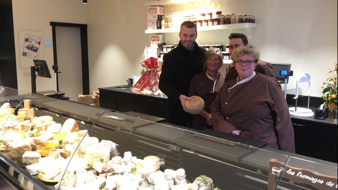A Boulogne sur mer, Romain Olivier ouvre une nouvelle fromagerie plus design !