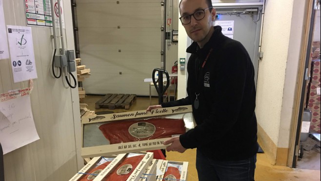 La ficelle, c’est la marque de fabrique du saumon fumé Marcel Baey !