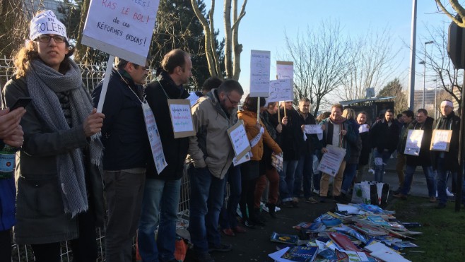 Au lycée Giraux-Sannier, les profs se rebellent aussi contre les E3C !