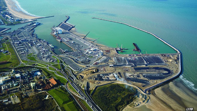 Les travaux du nouveau port de Calais avancent bien