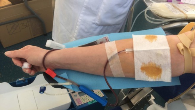 Coronavirus: le directeur général de la Santé appelle à la poursuite des dons du sang