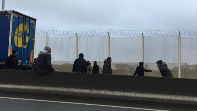 Deux migrants du Calaisis atteints du Covid-19