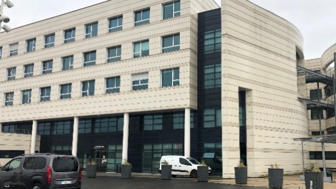 Covid-19 : Pas de test de dépistage à l'hôpital de Calais, la maire et la directrice de l'établissement expliquent pourquoi
