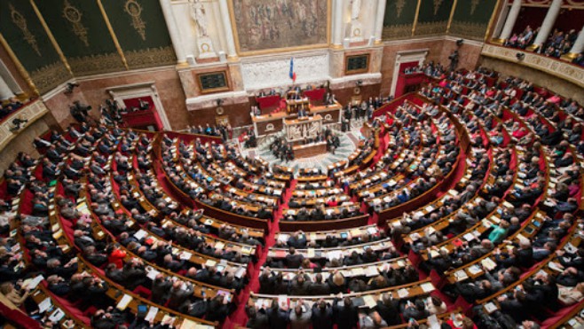 La République En Marche perd sa majorité absolue à l'Assemblée Nationale