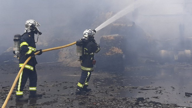 A Bourbourg, un entrepôt de 2000 mètres carrés touché par un incendie