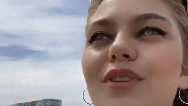 Louane a profité du Touquet ce mercredi