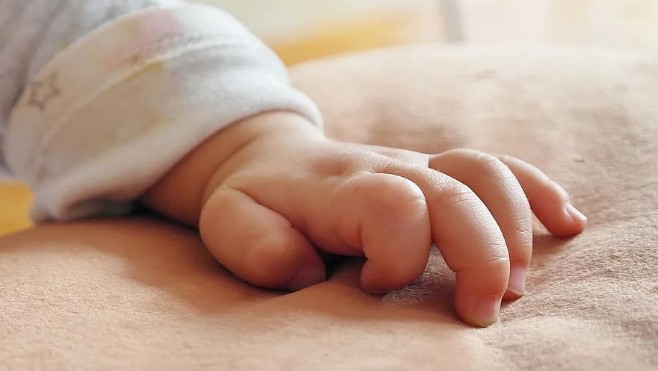 Garde d'enfants: la Région va donner des aides de 20 à 30 euros