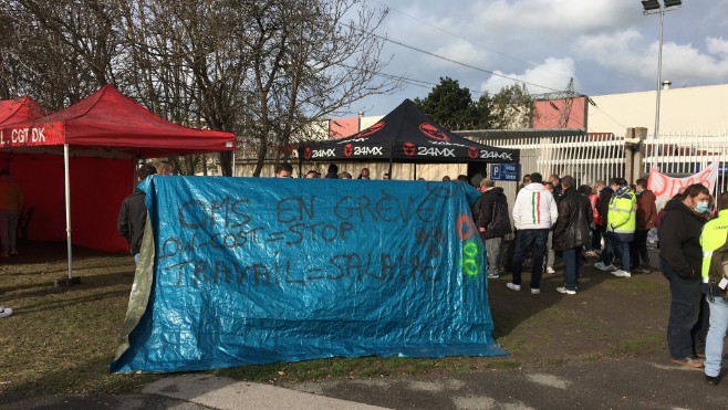 A la centrale nucléaire, les sous-traitants réclament de meilleurs salaires