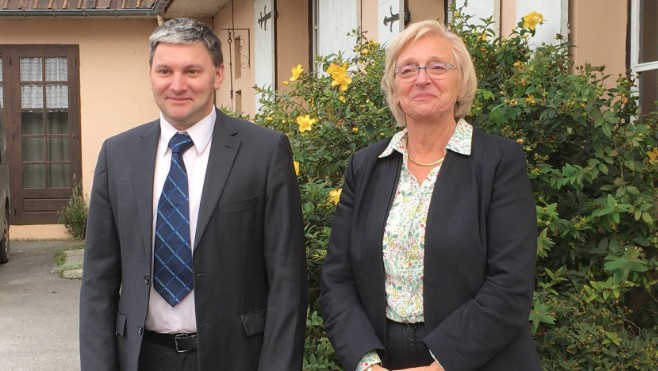 Législatives : Marie-Christine Bourgeois et Cédric Fasquelle, un duo de terrain pour le RN.