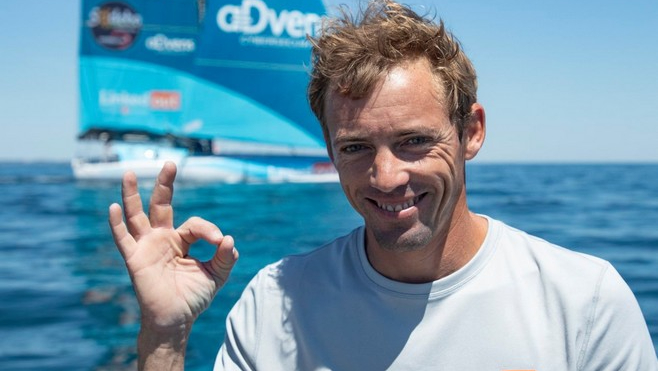 Le dunkerquois Thomas Ruyant au départ du Vendée Globe 2020.