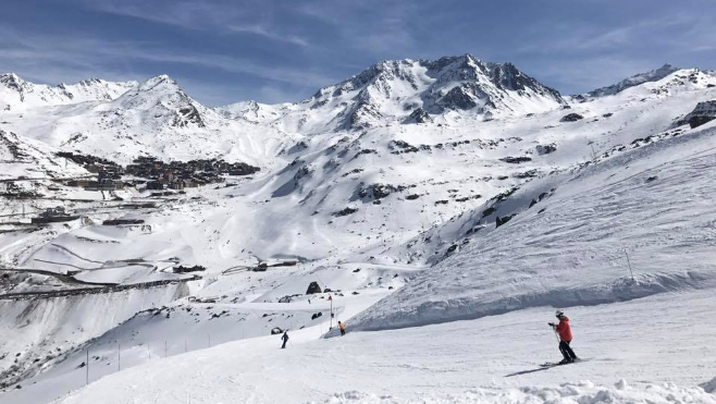 Vacances: pourra-t-on skier à Noël ? La réponse dans dix jours